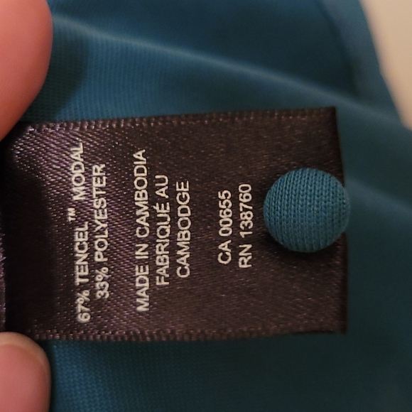 RW&CO Tencel Halter Tank Top M - Picture 5 of 5